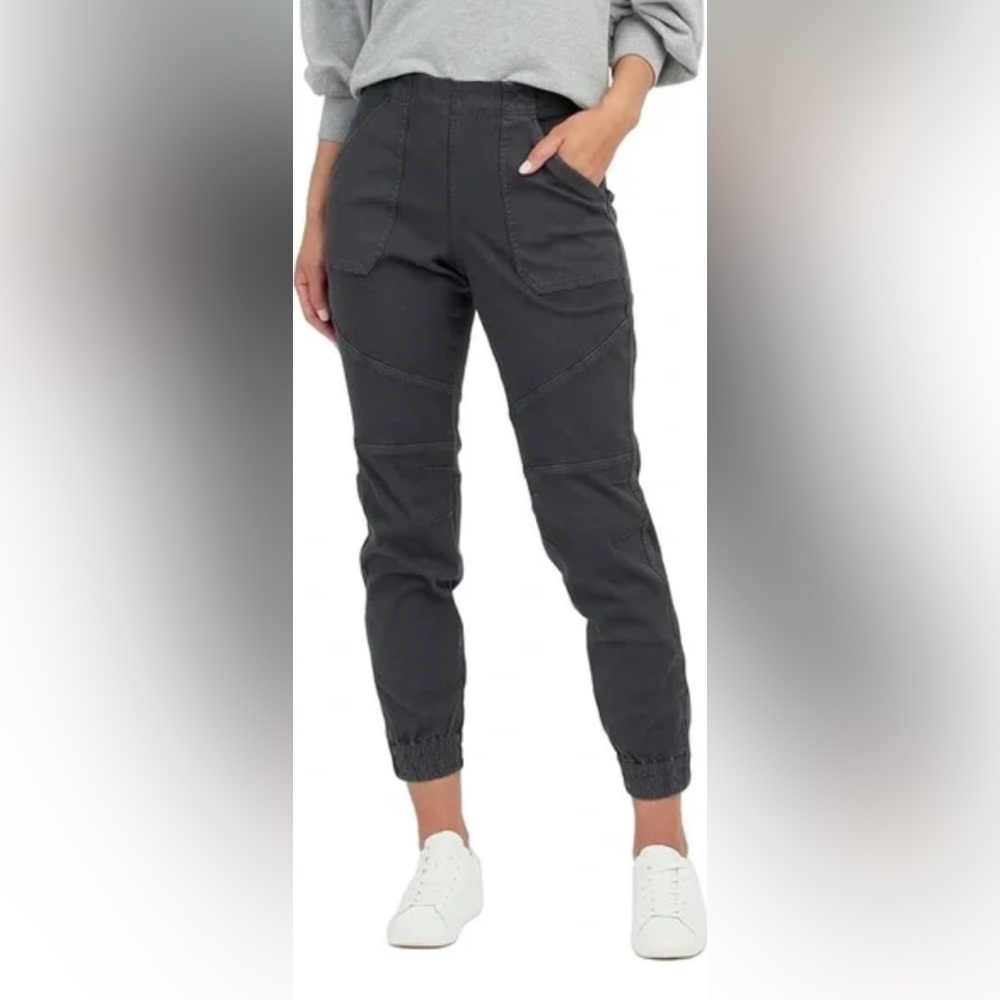 Spanx Stretch Twill Cargo Jogger Pants in Charcoal Grey, Women’s Size M